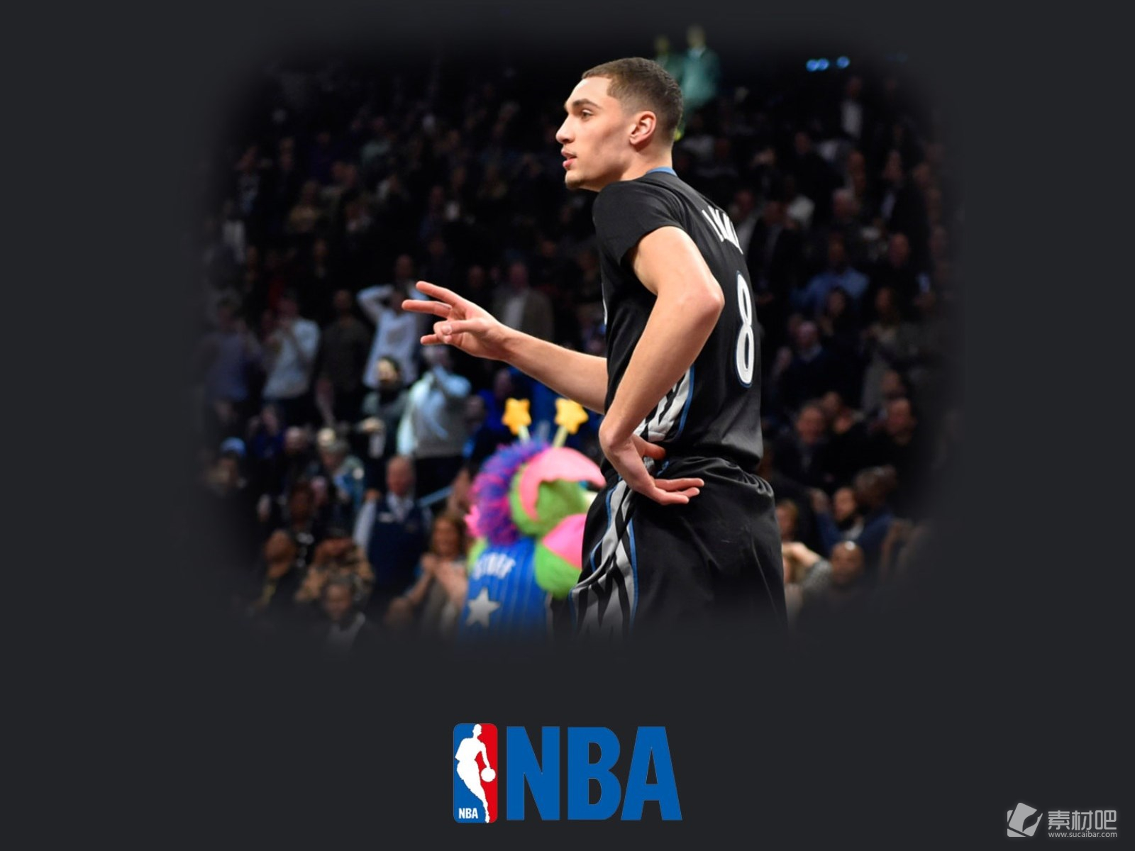 背后折射出 背后折射出