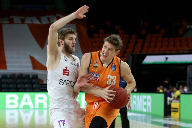 与英超豪门 与英超豪门