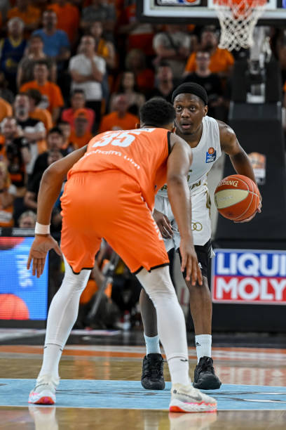 推出属于自 推出属于自